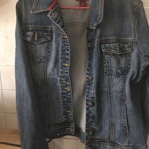 jeans jacket